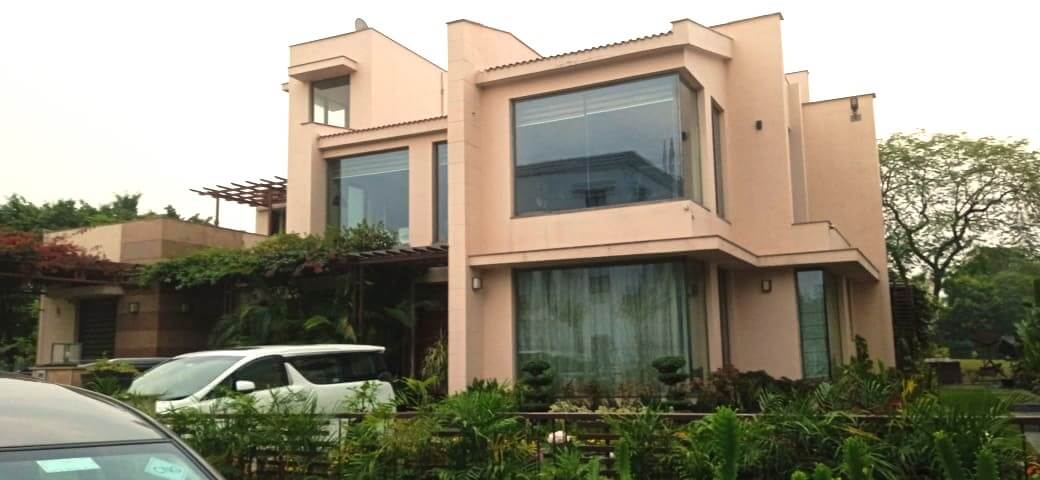 this is a construction image